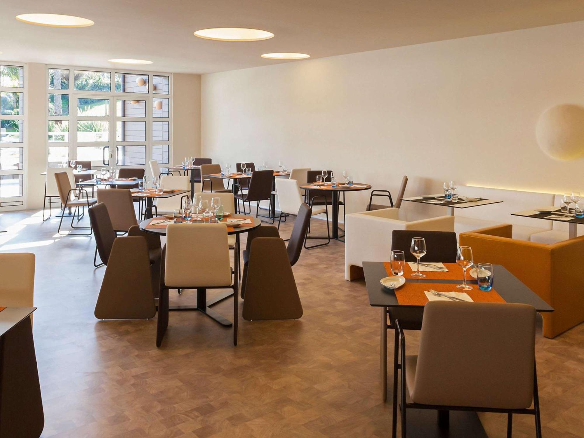 Novotel Setubal Exterior photo