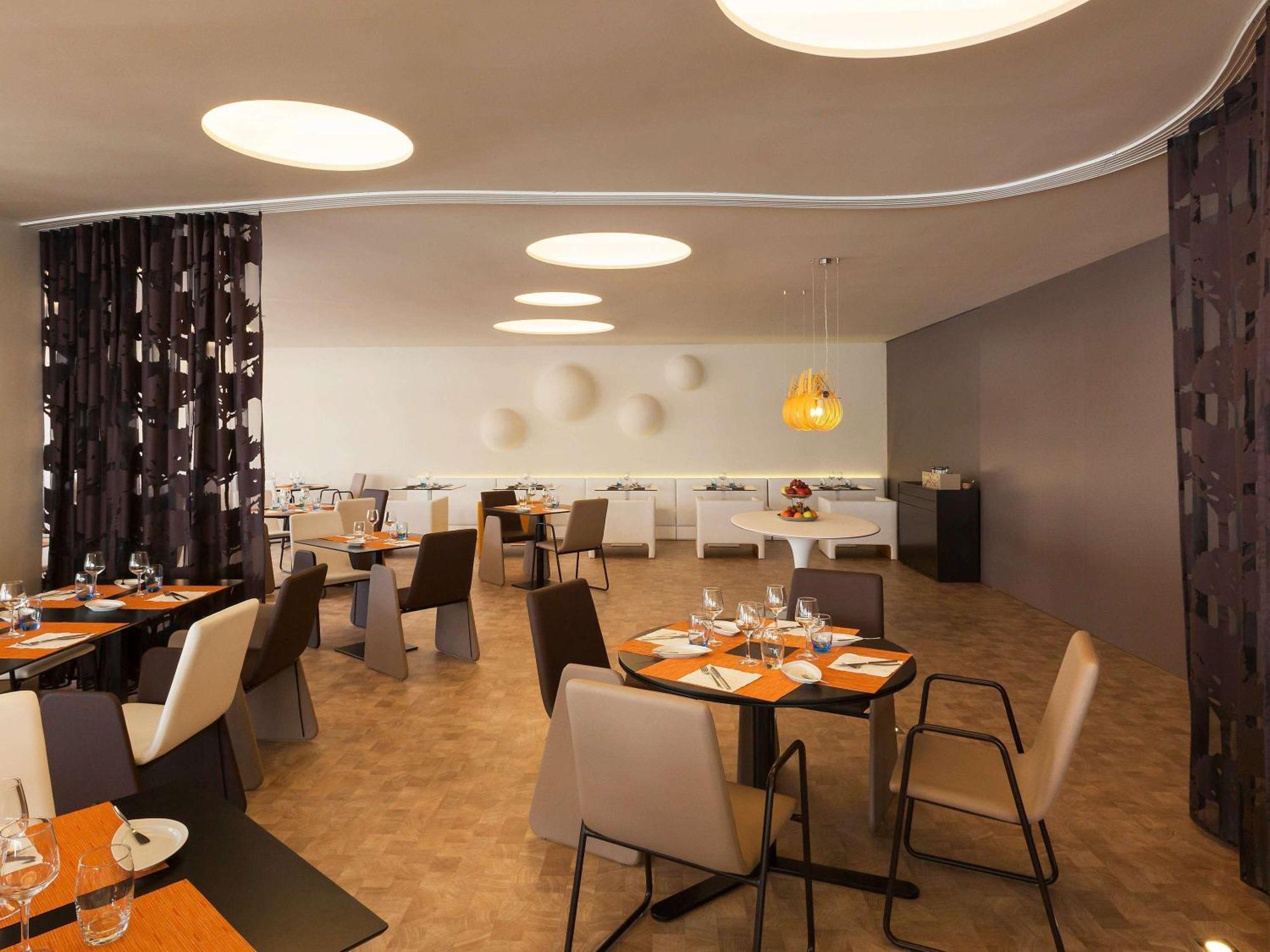 Novotel Setubal Exterior photo
