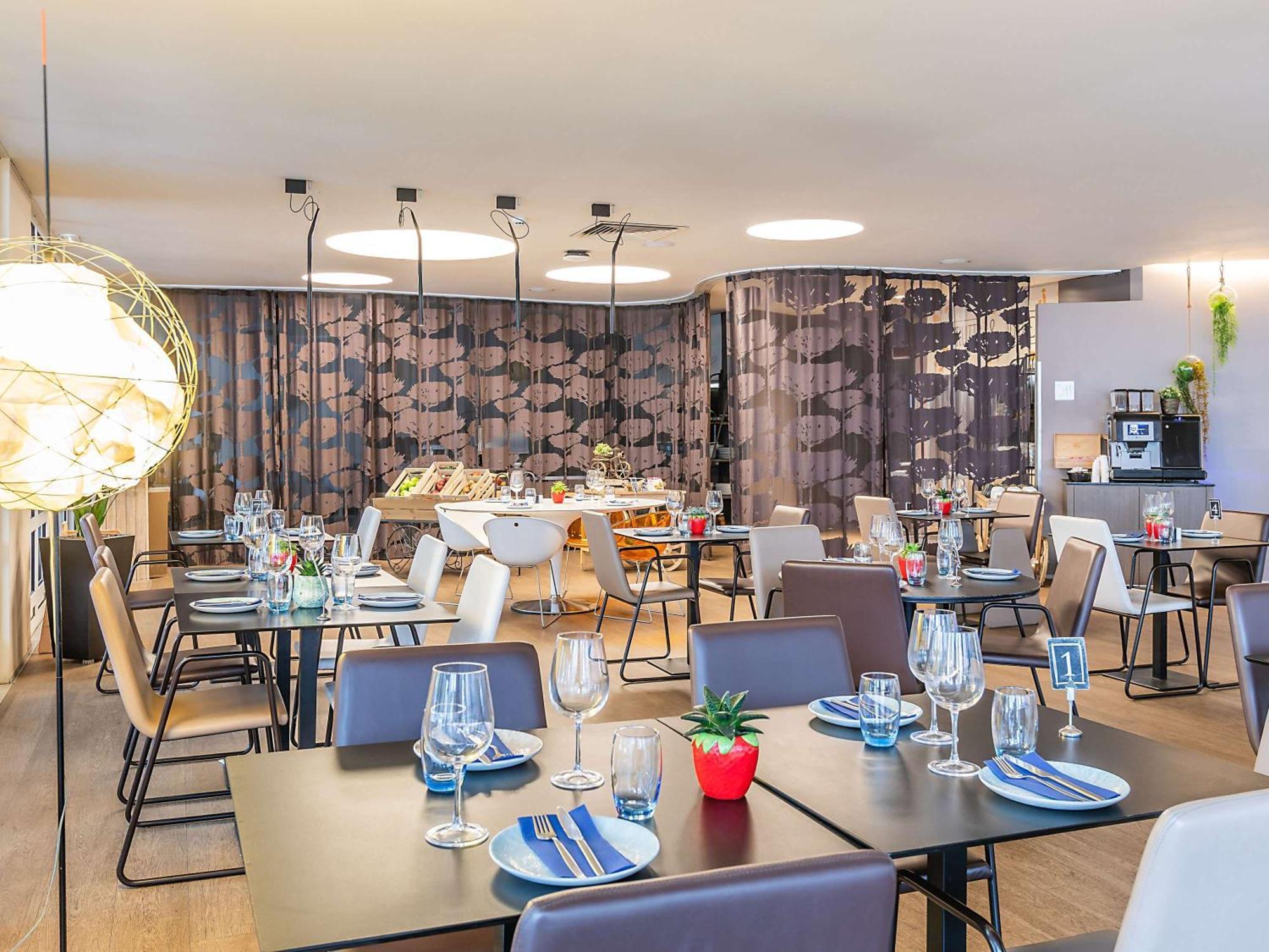 Novotel Setubal Exterior photo